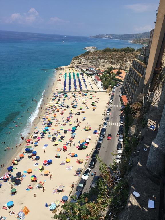 Apartment With Sea View トロペーア エクステリア 写真