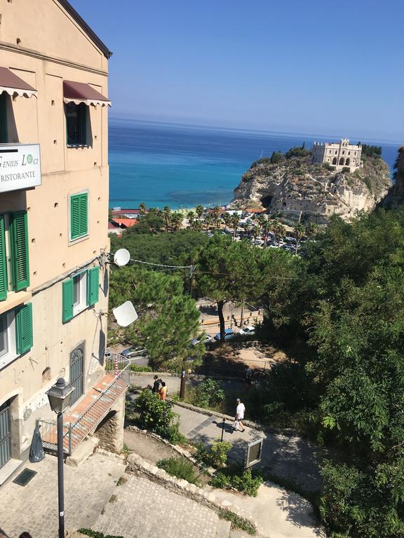 Apartment With Sea View トロペーア エクステリア 写真